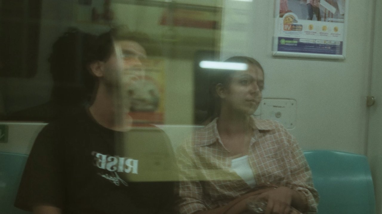 Symptoms of Love Movie Screenshot 2