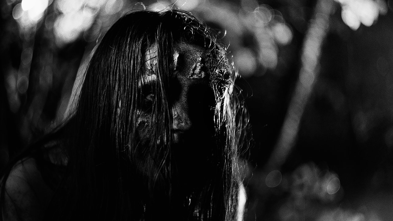 When Darkness Comes Movie Screenshot 3