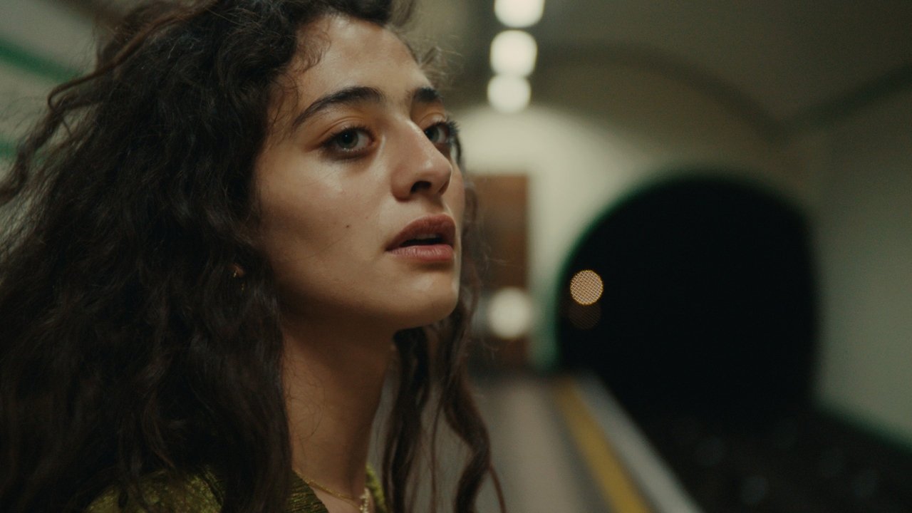 Last Swim Movie Screenshot 4