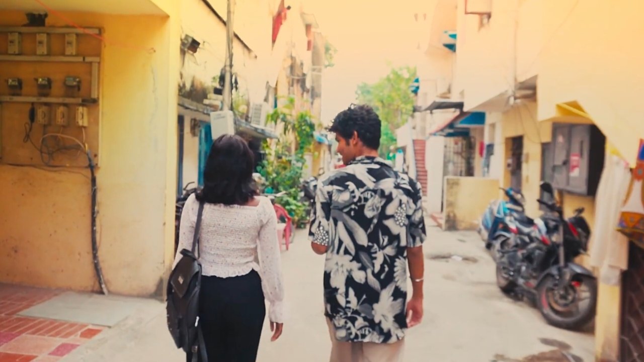 UNNAKU PIDITHA ENNAI Movie Screenshot 2