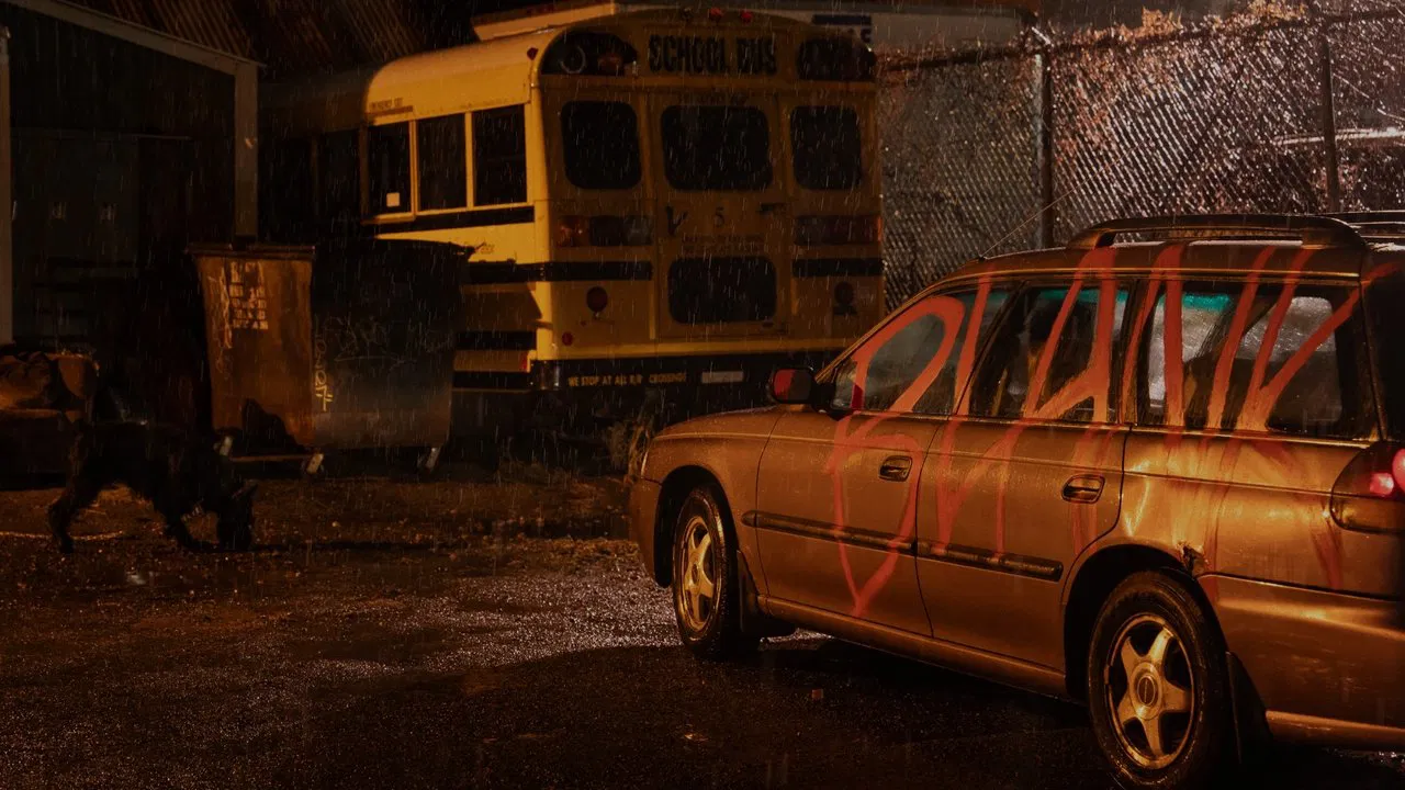 Dear Stranger Movie Screenshot 3