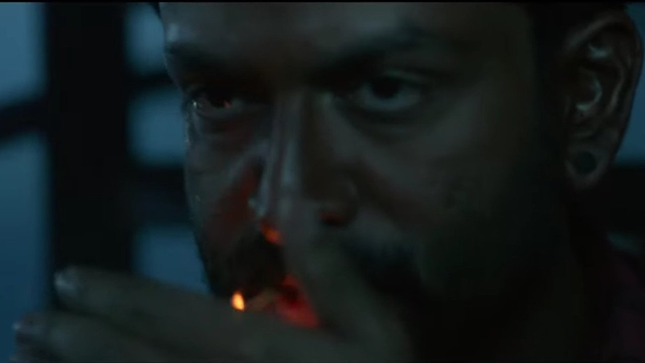 Vilaayath Budha Movie Screenshot 2