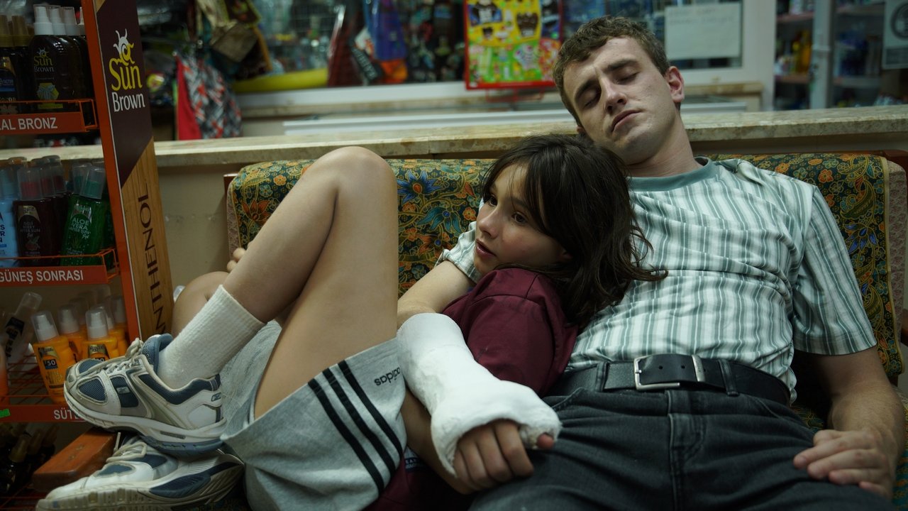 Aftersun Movie Screenshot 4