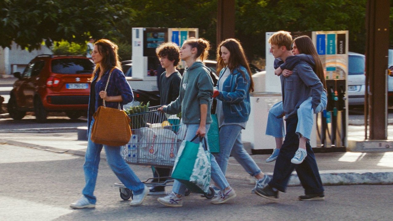 Toni Movie Screenshot 4