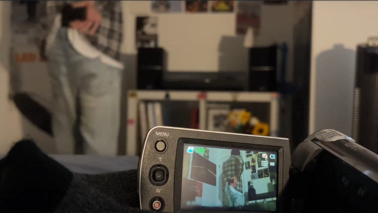 Written, Directed and Starring Me Movie Screenshot 1