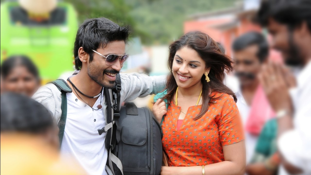 Mayakkam Enna Movie Screenshot 4