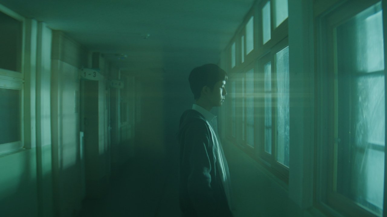 The Accordion Door Movie Screenshot 1