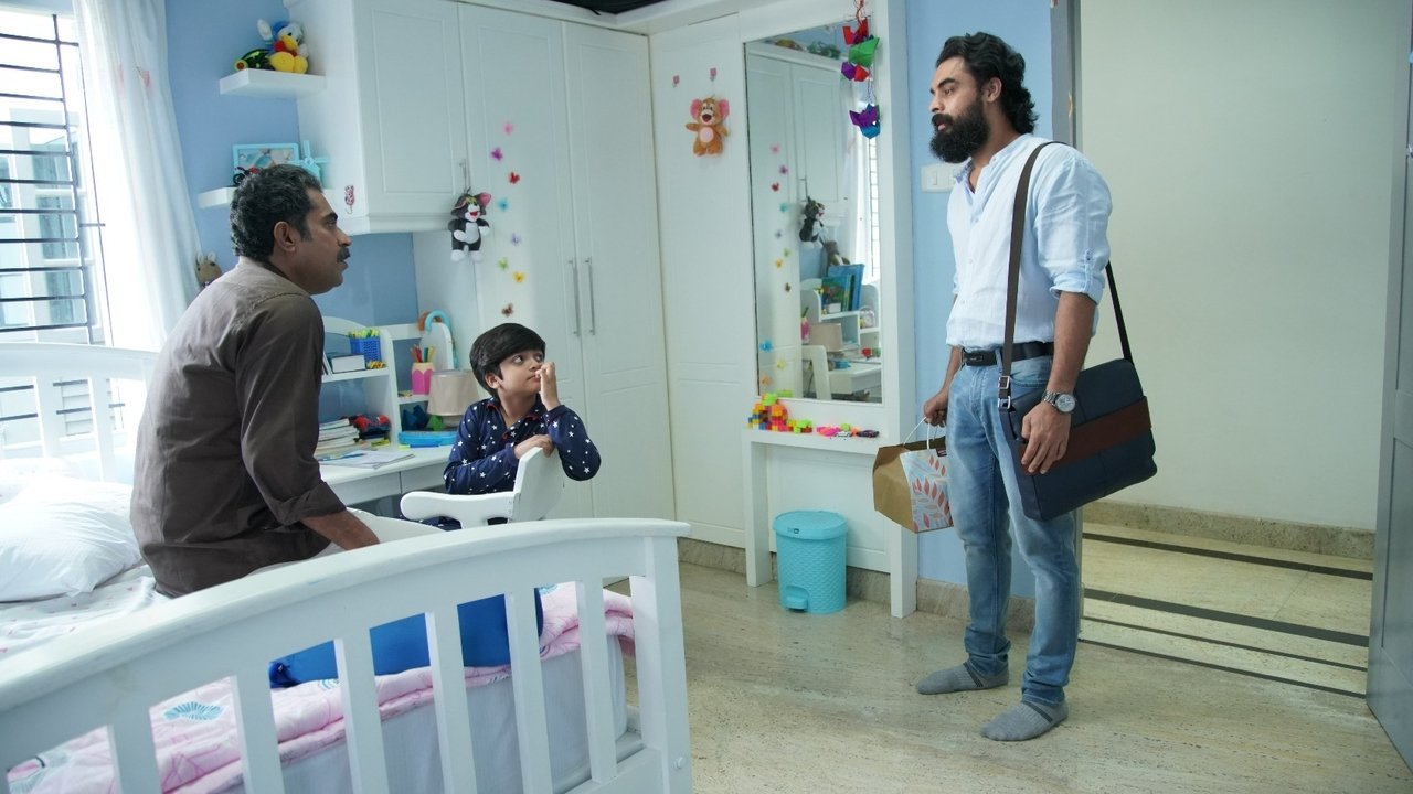 Kaanekkaane Movie Screenshot 5