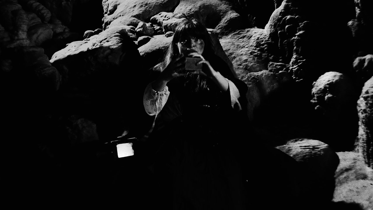 When Darkness Comes Movie Screenshot 5
