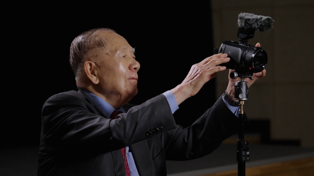 Mr. Kim Goes to the Cinema Movie Screenshot 1