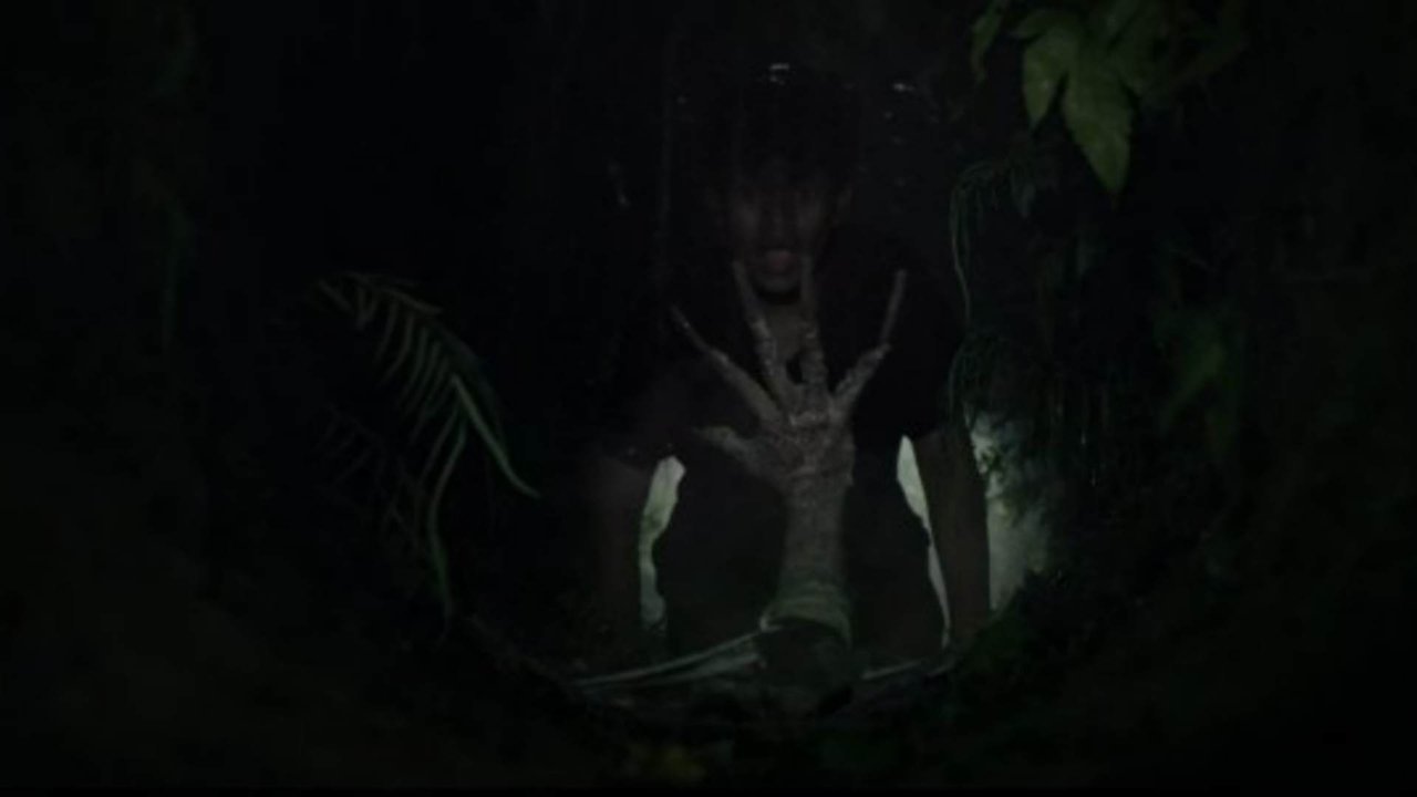 Waktu Maghrib 2 Movie Screenshot 4