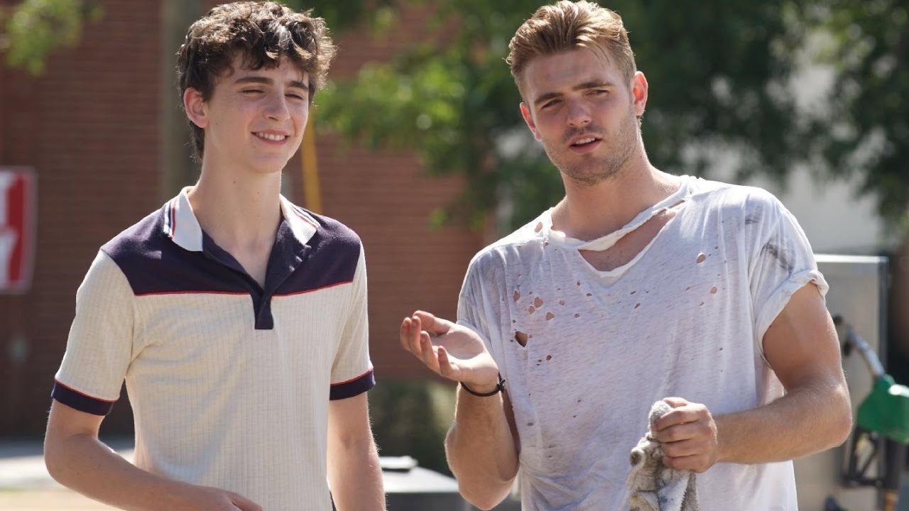 Hot Summer Nights Movie Screenshot 5