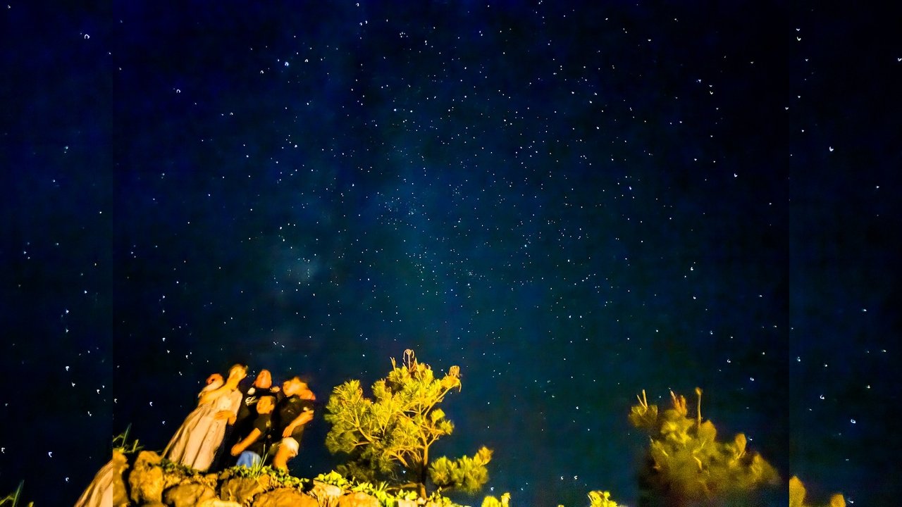 Sky, Wind, Stars and the Island Movie Screenshot 1