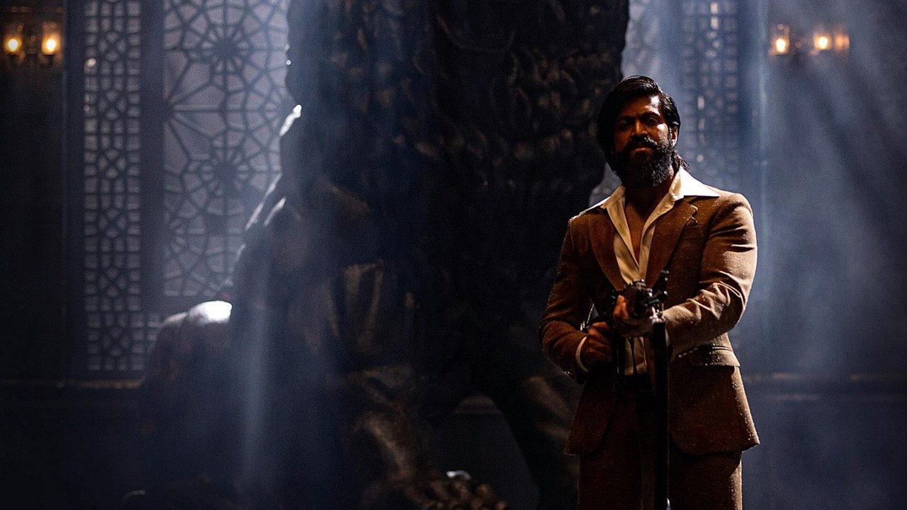 K.G.F: Chapter 2 Movie Screenshot 3