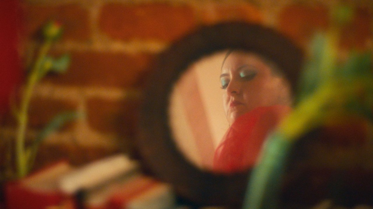 Talk Shit Movie Screenshot 2