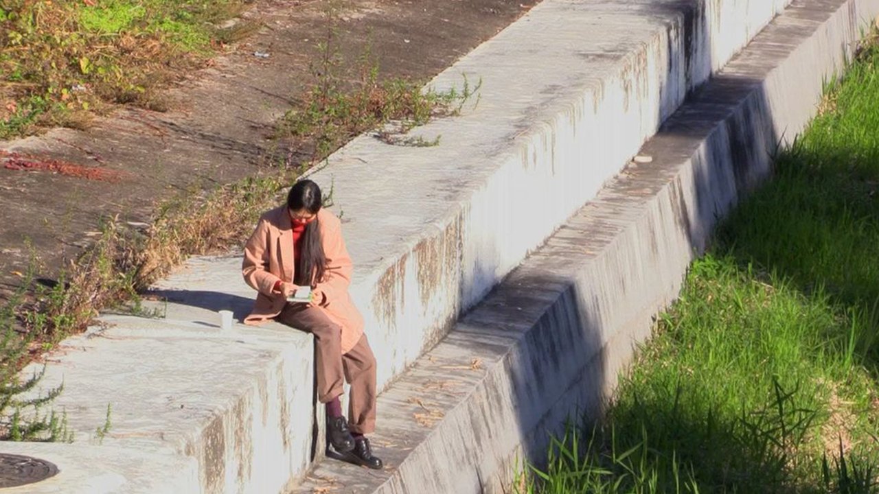 By the Stream Movie Screenshot 4
