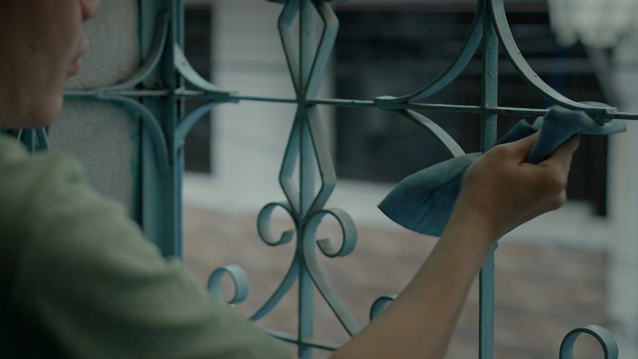 Throughout These Cages Movie Screenshot 1