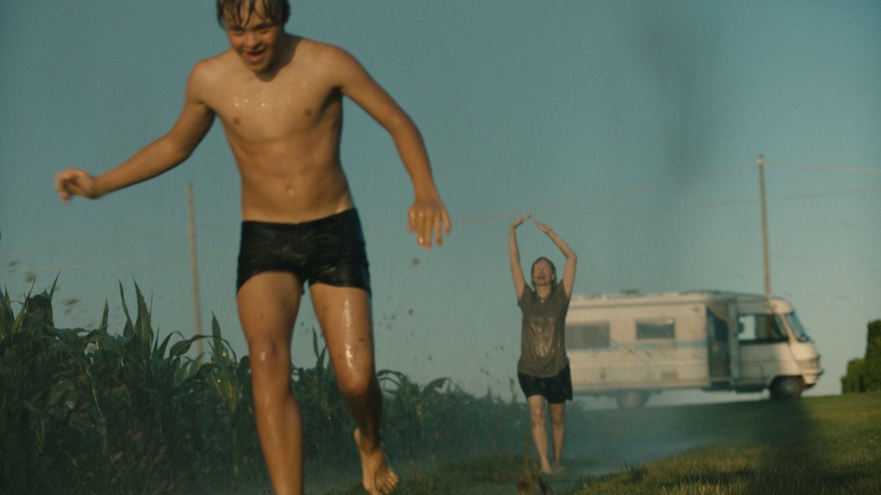 Caravan Movie Screenshot 4