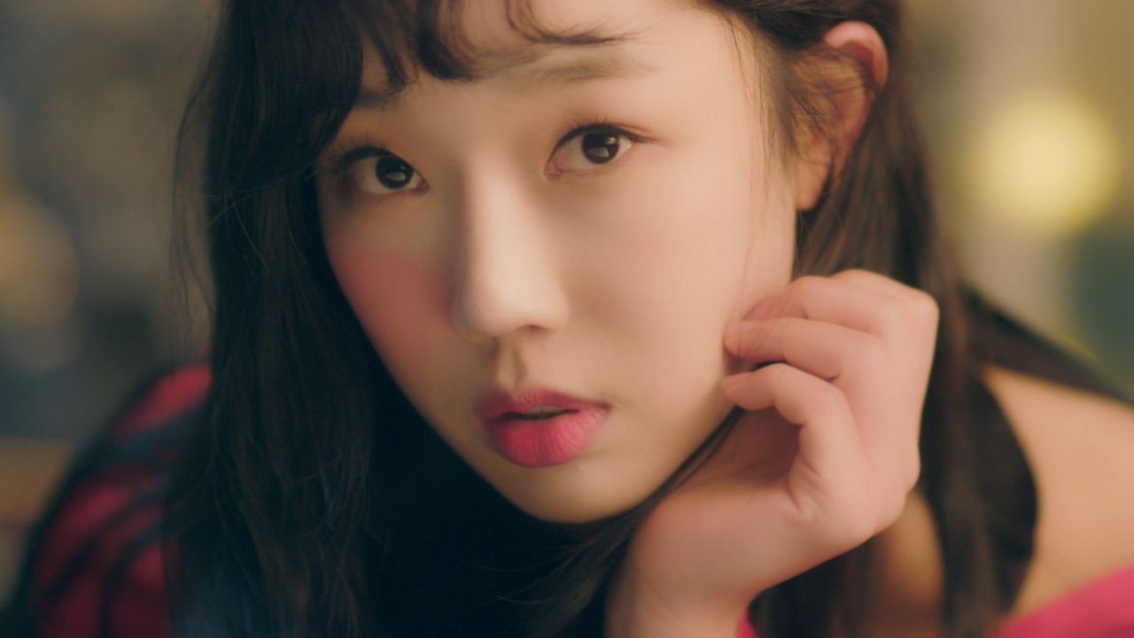Beautiful Vampire Movie Screenshot 3