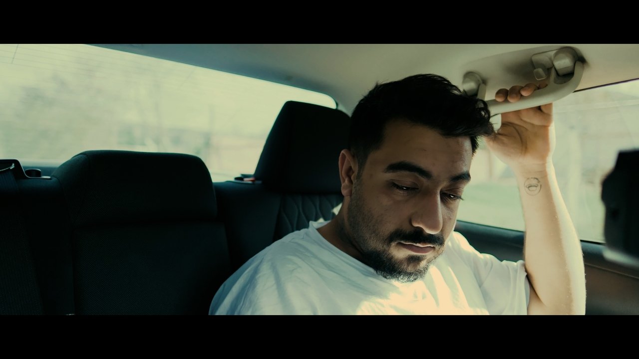 A Behavior Befitting a Friend Movie Screenshot 1