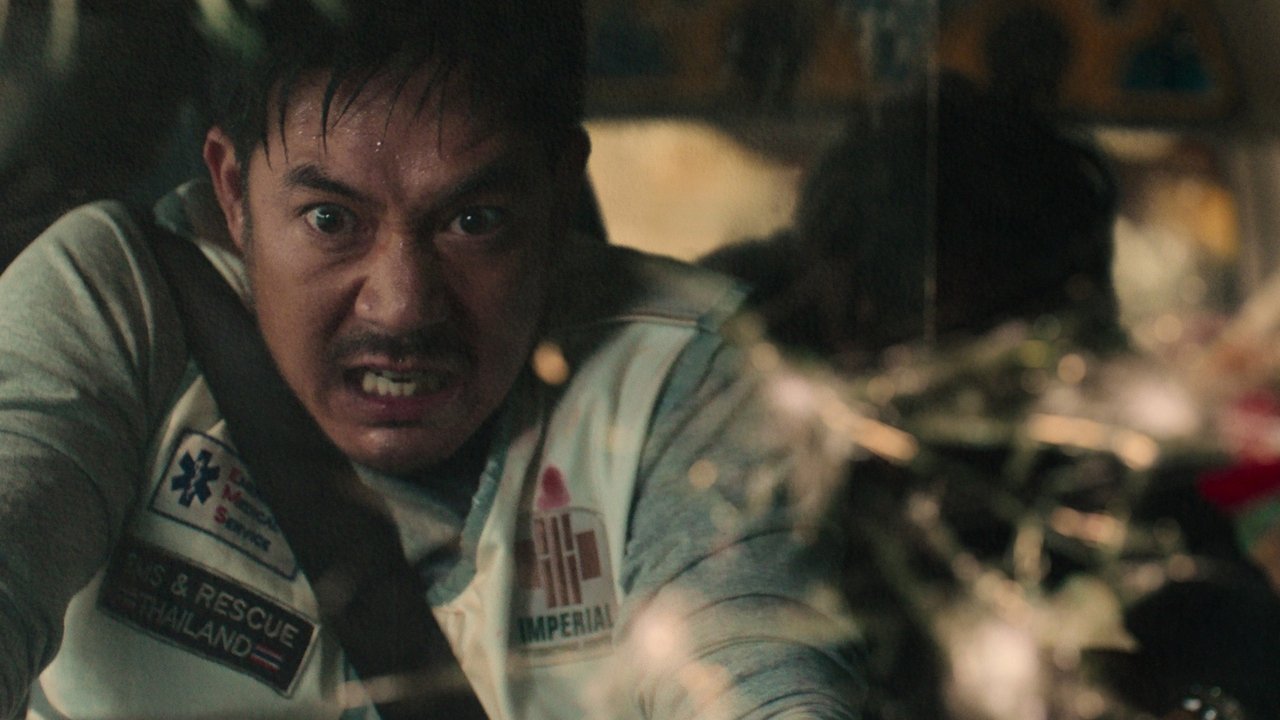 Bangkok Breaking: Heaven and Hell Movie Screenshot 3