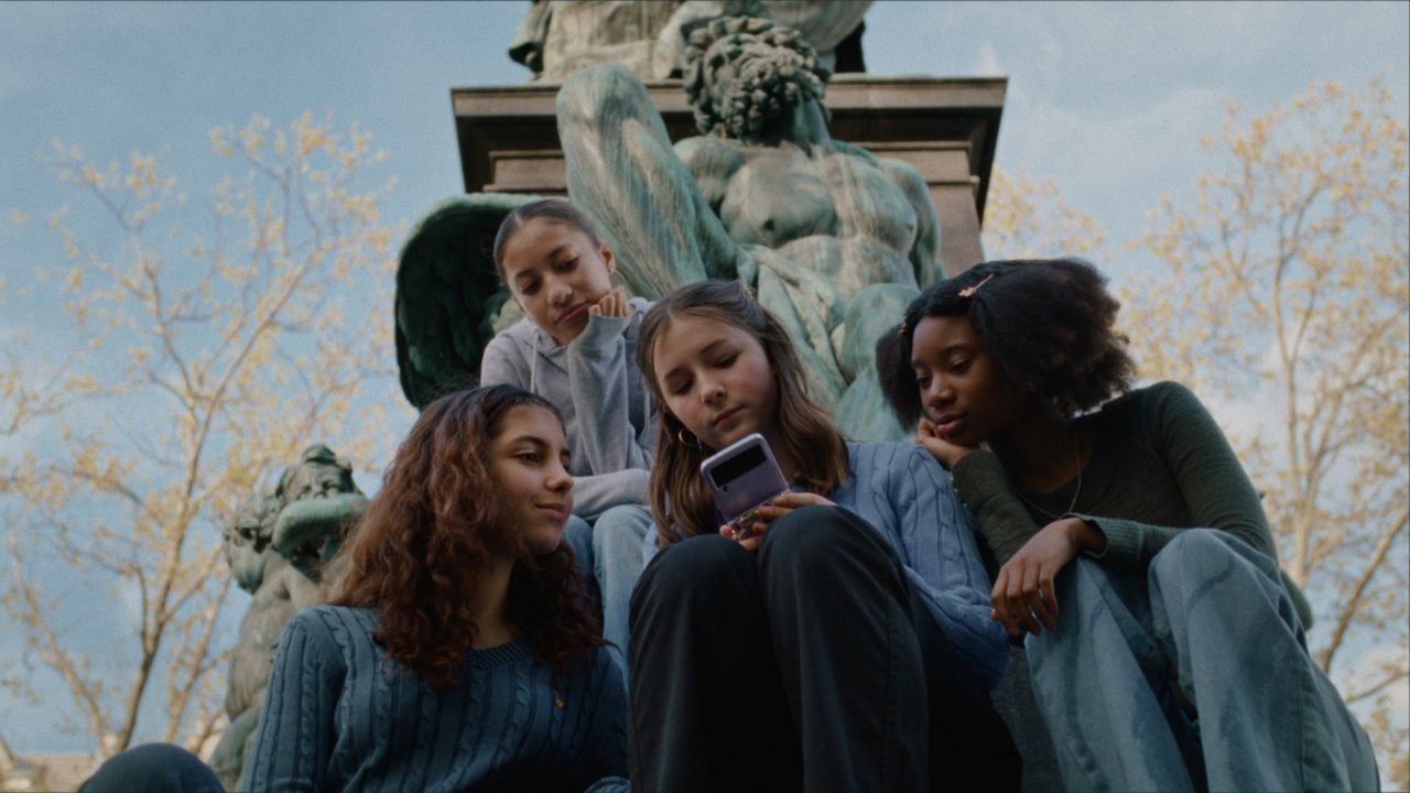 If You Are Afraid You Put Your Heart into Your Mouth and Smile Movie Screenshot 1