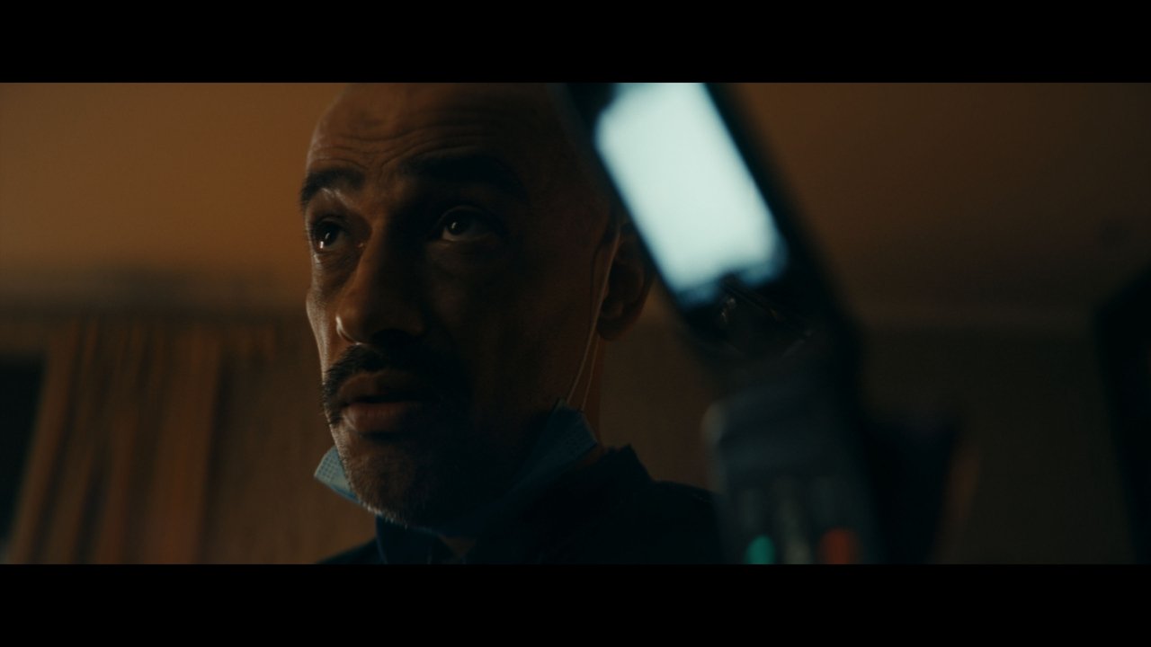 Blue Weasel Movie Screenshot 1