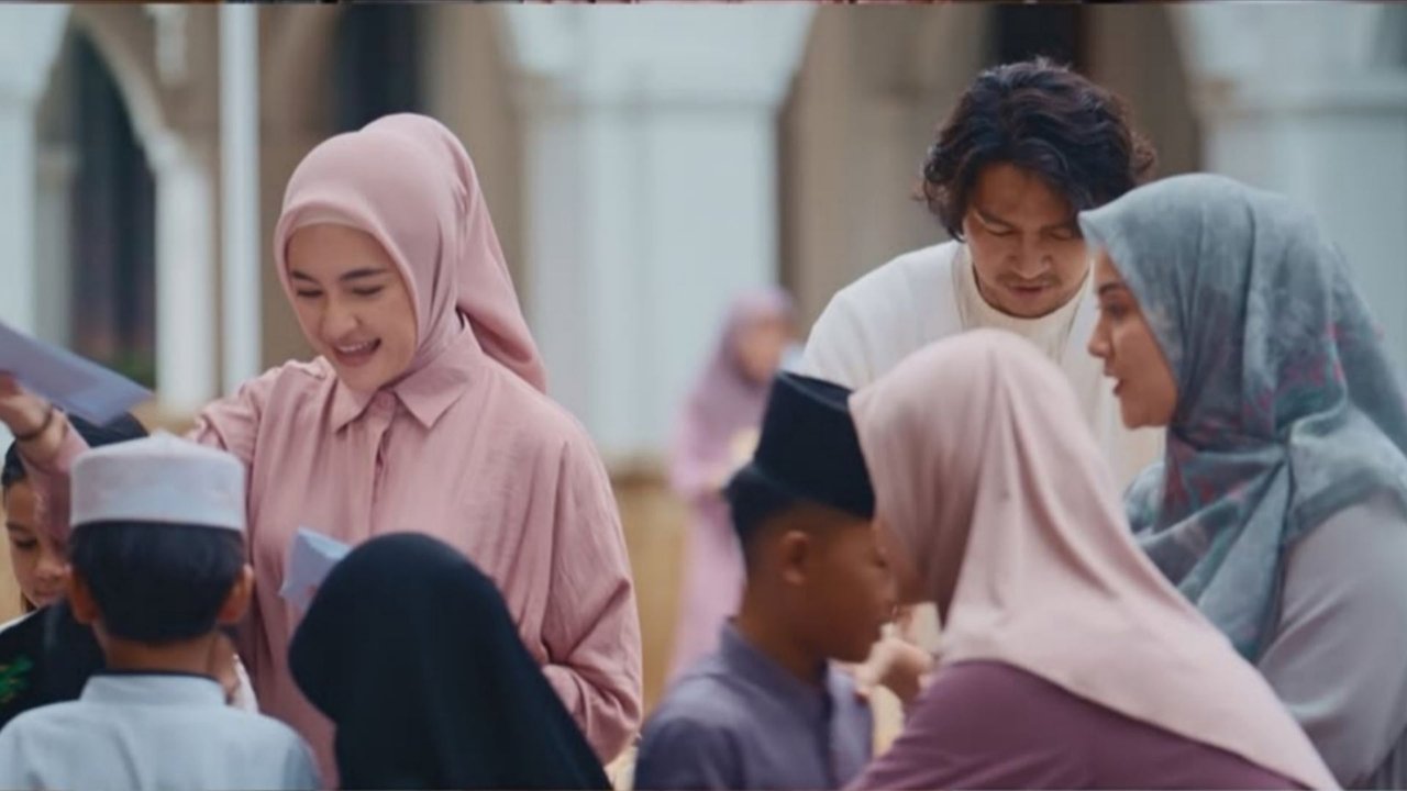 La Tahzan: Cinta, Dosa, Luka... Movie Screenshot 5